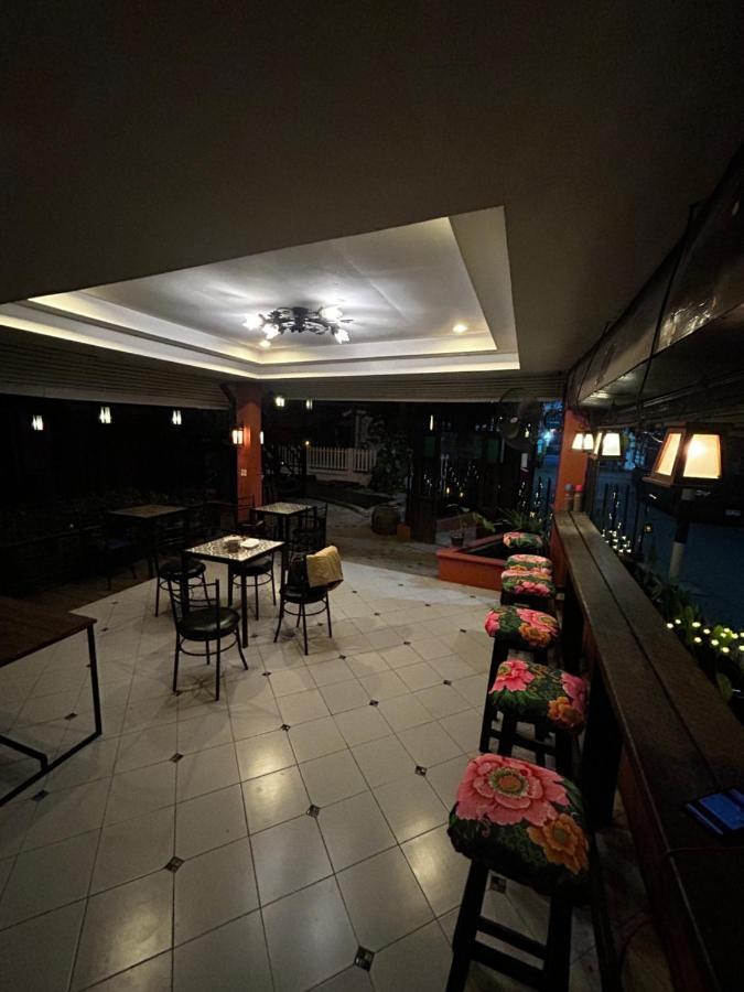 Villa'S Homestay Чиангмай Екстериор снимка