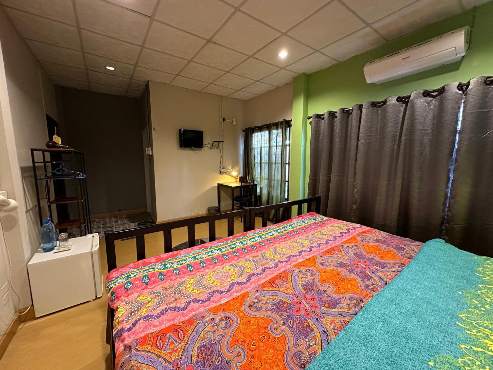 Villa'S Homestay Чиангмай Екстериор снимка